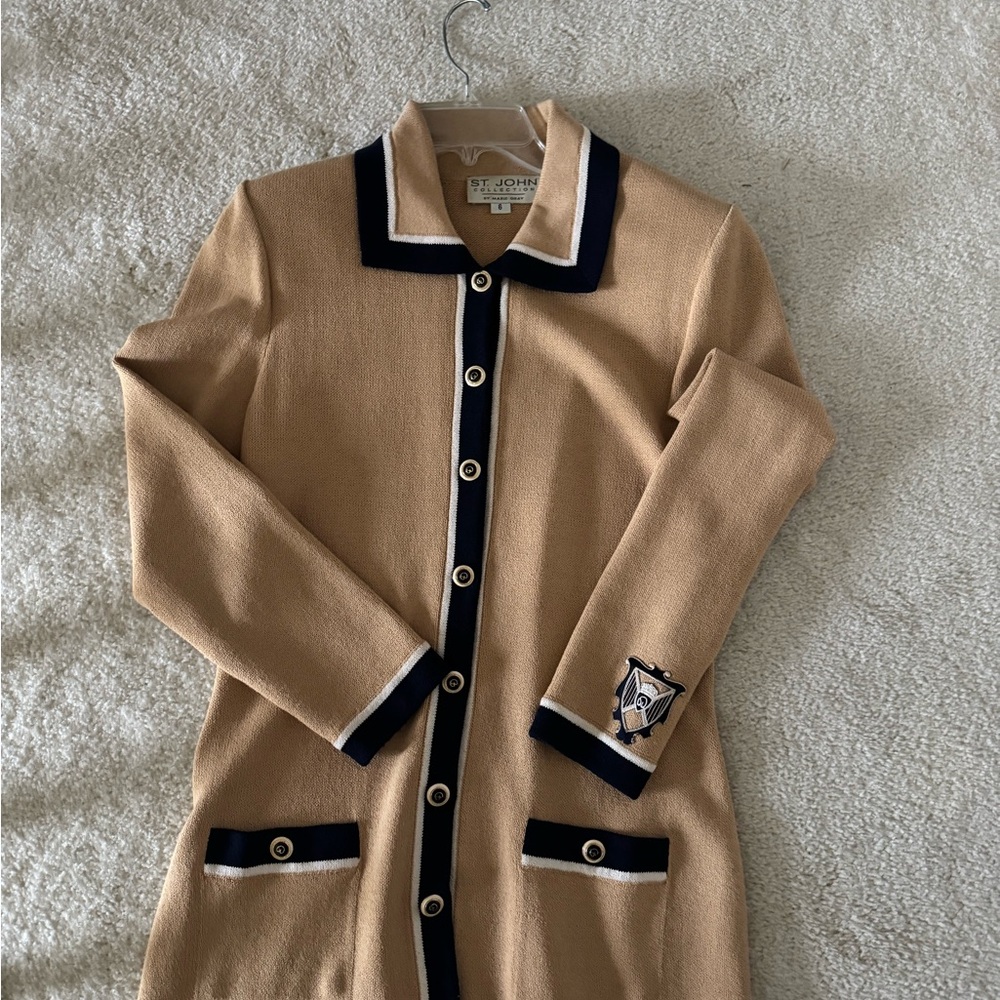 St. John Beige Knit Blazer with Black Accents